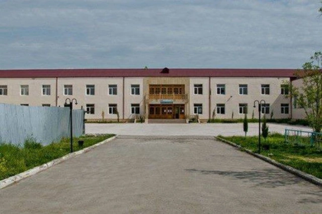 В Кюрдамирском районе уволили директора школы
